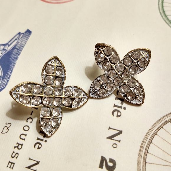 Rhinestone gold tone vintage stud earrings - Picture 2 of 4